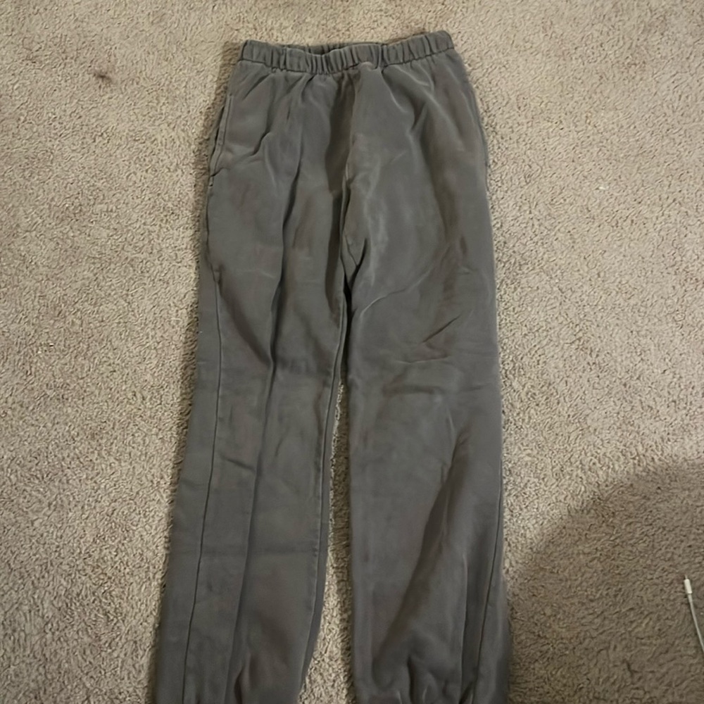 John Galt by Brandy Melville. Rosa Pants